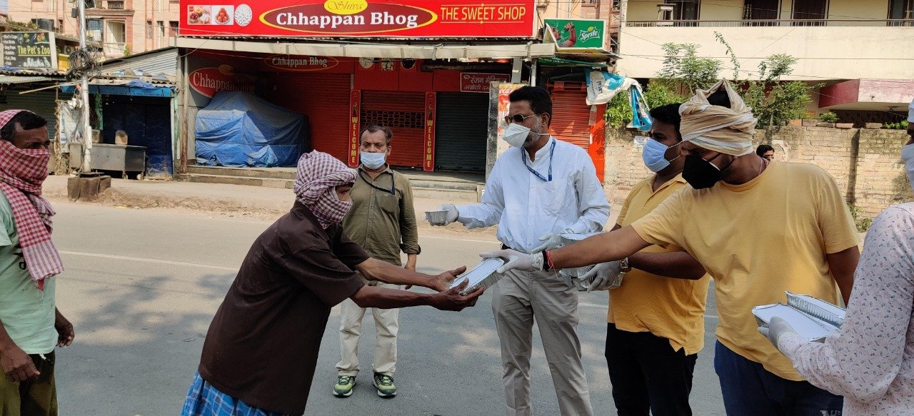 Distribution of Food Packets in Lockdown on 23 April 2020