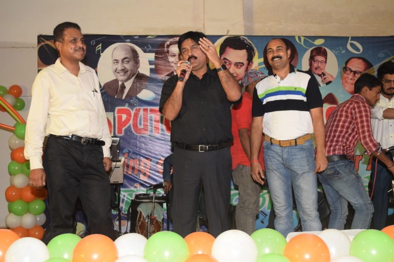 आया सावन झूम के – 2015